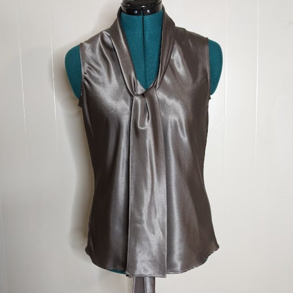 Nine West Tie Neck Blouse. Size XS.
